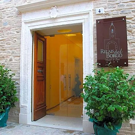 Relais Del Borgo & 4 Stelle Otel