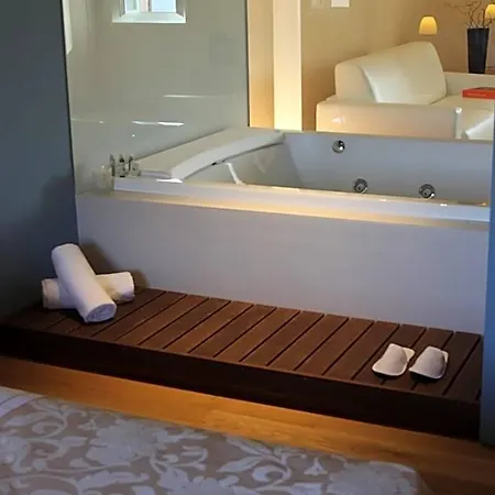 Otel Relais Del Borgo & 4 Stelle