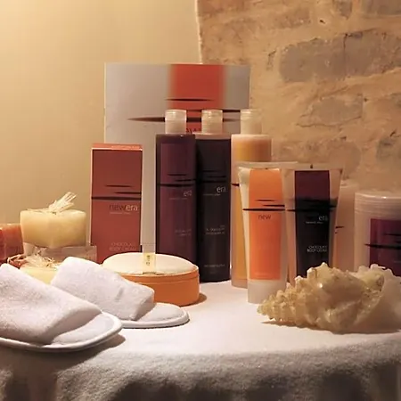 Otel Relais Del Borgo & 4 Stelle Staffolo